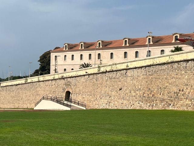 La Comunidad Autónoma exige al Ayuntamiento de Cartagena la demolición inmediata de la nueva estructura de la Puerta del Socorro de la Muralla del Mar - 3, Foto 3