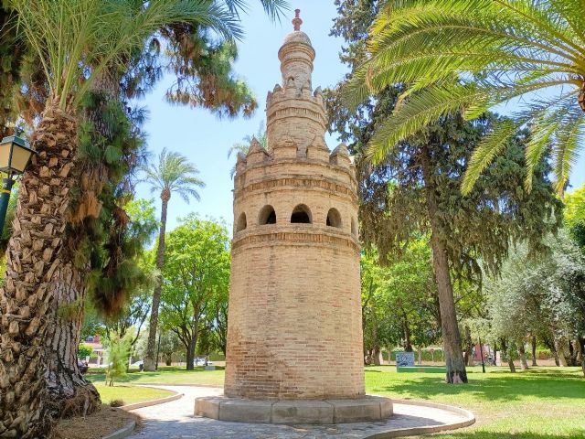 Huermur logra proteger el singular alomar de Villa Carmen de 1929 inspirado en la Torre del Oro - 2, Foto 2