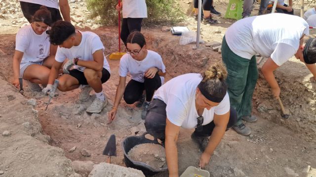 El programa de voluntariado en las excavaciones de Las Fortalezas del Rey Lobo es un éxito y seguirá tras el verano - 5, Foto 5