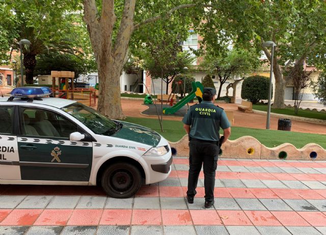 La Guardia Civil detiene a un individuo que vigilaba y perseguía a varias jóvenes en el municipio de Jumilla - 3, Foto 3