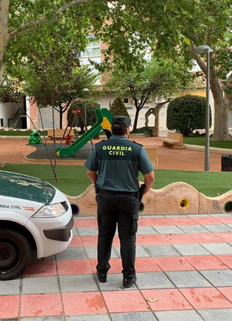 La Guardia Civil detiene a un individuo que vigilaba y perseguía a varias jóvenes en el municipio de Jumilla - 4, Foto 4