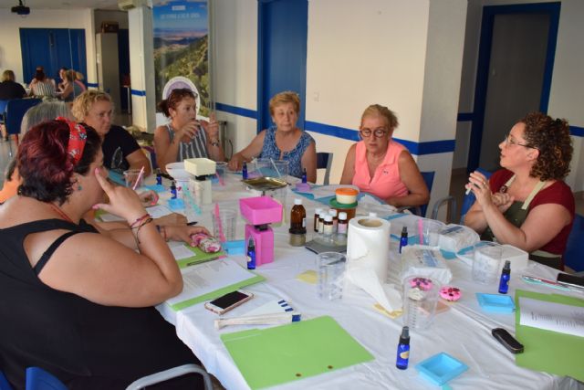 Aprenden a realizar jabones artesanales con aromáticas de las Tierras Altas de Lorca - 3, Foto 3