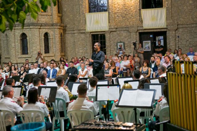 Paula Gomariz Sánchez ofrece un magnífico pregón que da inicio a la Feria y Fiesta 2024 en honor a Nuestra Señora de la Esperanza - 3, Foto 3