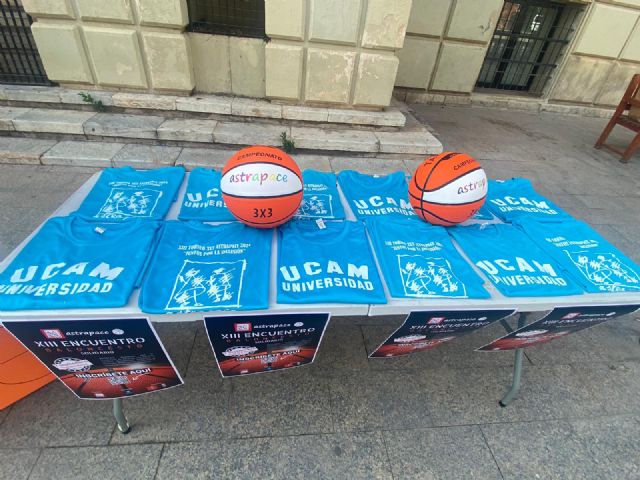 La XIII edición del torneo '3x3' de ASTRAPACE celebra sus jornadas de baloncesto inclusivo en la plaza de la Merced de Murcia - 4, Foto 4