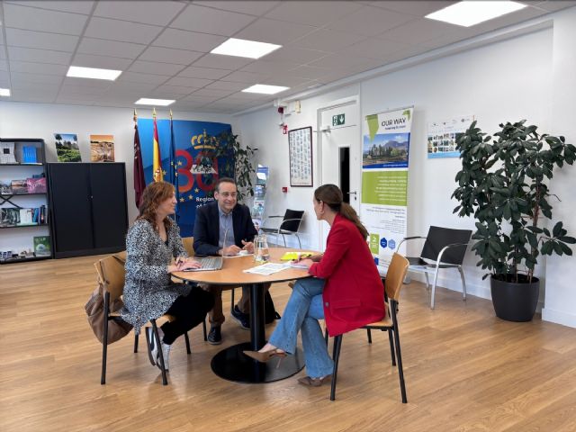 La Comunidad impulsa 55 actuaciones para acercar la financiación europea a empresas y entidades regionales La Comunidad impulsa 55 actuaciones para acercar la financiación europea a empresas y entidades regionales