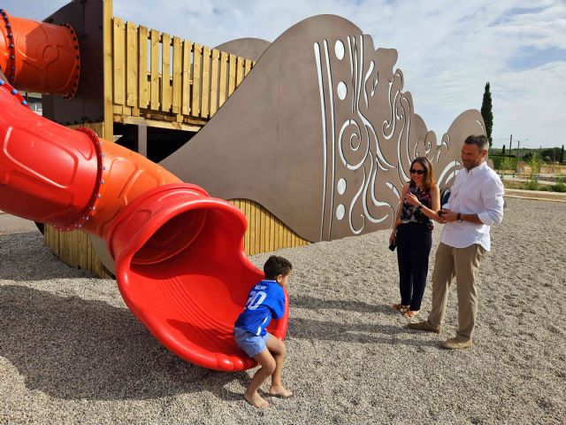 El Parque Mayrena estrena un área infantil inspirada en la leyenda caravaqueña del Gigante Tomir El Parque Mayrena estrena un área infantil inspirada en la leyenda caravaqueña del Gigante Tomir