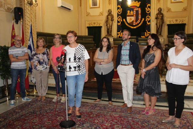 La alcaldesa recibe en el Ayuntamiento a medio centenar de alumnos franceses de intercambio - 1, Foto 1