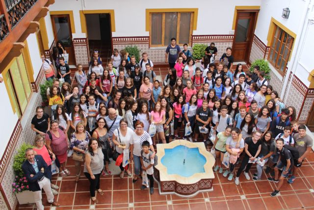 La alcaldesa recibe en el Ayuntamiento a medio centenar de alumnos franceses de intercambio - 4, Foto 4