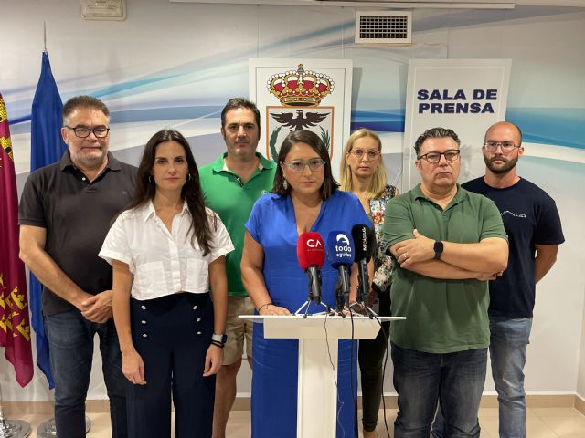 El PP abandona el pleno tras el insulto de la alcaldesa a Reverte llamándola `miserable´ y no retractarse - 1, Foto 1