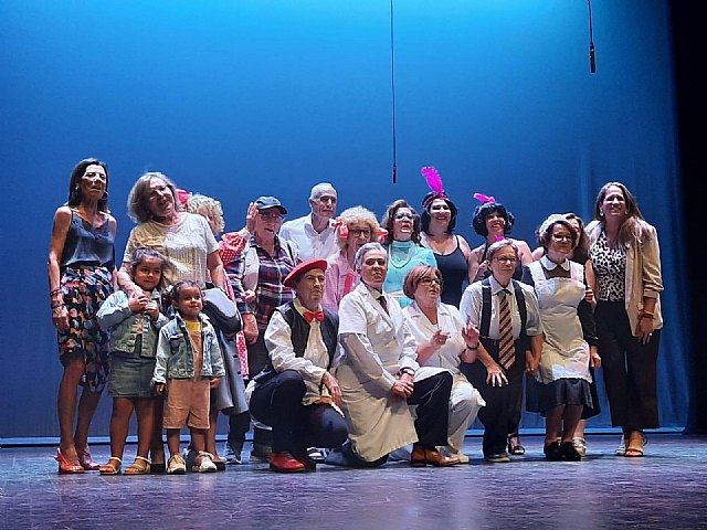 Éxito de público y de organización en el I Certamen Comarcal de Teatro de centros sociales de personas mayores del IMAS - 1, Foto 1