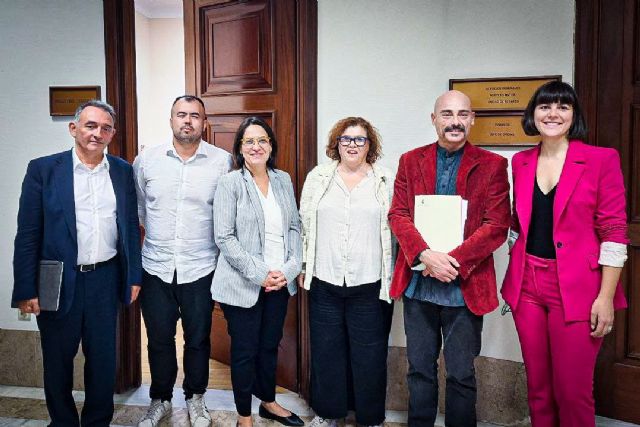 IU registra a través del Grupo Plurinacional de Sumar una iniciativa para investigar el escandaloso acuerdo entre la Fiscalía y la red de pederastas y proxenetas en Murcia - 1, Foto 1