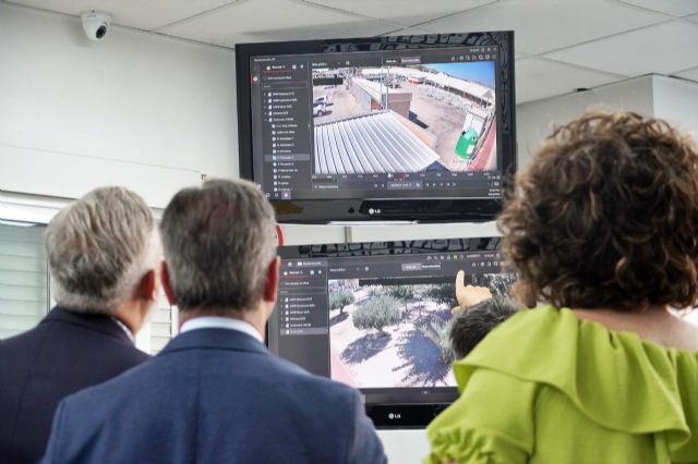 Santomera pone en marcha cerca de 40 nuevas cámaras de videovigilancia para reforzar la seguridad y la protección de los espacios públicos Santomera pone en marcha cerca de 40 nuevas cámaras de videovigilancia para reforzar la seguridad y la protección de los espacios públicos