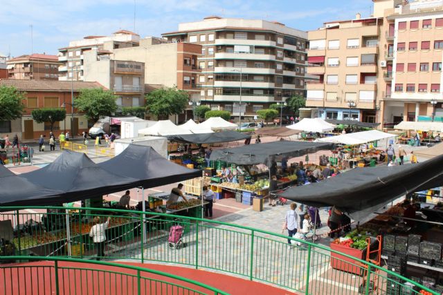 El próximo mercado semanal se adelanta al lunes por la festividad de Todos los Santos - 1, Foto 1