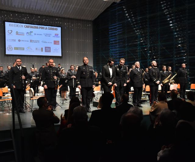 Militares y policías, toman Cartagena con música solidaria, ofreciendo un sublime concierto - 2, Foto 2