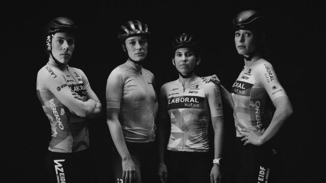 Doble trabajo, el documental de Škoda que celebra la profesionalización del ciclismo femenino - 1, Foto 1