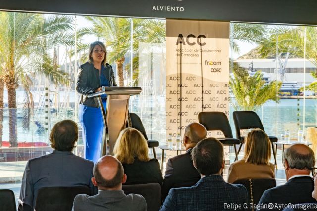 La alcaldesa invita a los empresarios a contribuir en la revisión del PEOPCH que se adjudica la próxima semana - 1, Foto 1