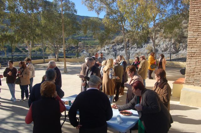 Celebración del día del Nacimiento 2023 en la Ermita de la Virgen de La Huerta, Foto 8