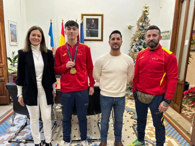 El aguileño Juan Hernández, campeón del mundo de MMA, es recibido por la alcaldesa - 1, Foto 1