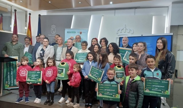 El colegio La Milagrosa triunfa en la campaña Los Peque Recicladores , destacando en reciclaje de vidrio, Foto 4