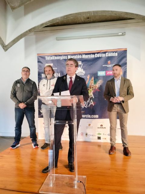 Crecen los participantes de la Total Energies Maratón Murcia Costa Cálida 2024 en un 40 por ciento - 2, Foto 2