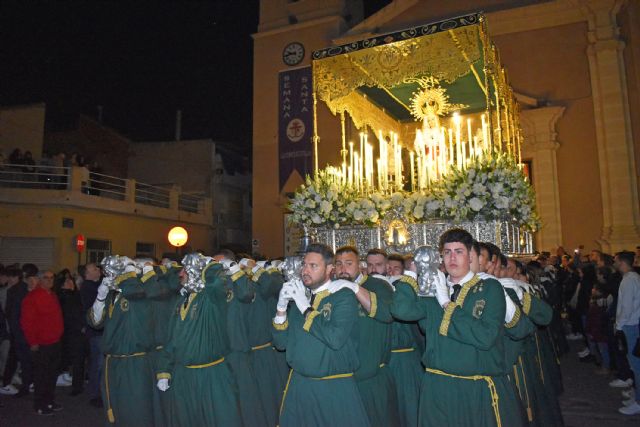 El Martes Santo aplaude un año más el encuentro en las calles torreñas del Jesús Cautivo y de la Esperanza Macarena - 1, Foto 1