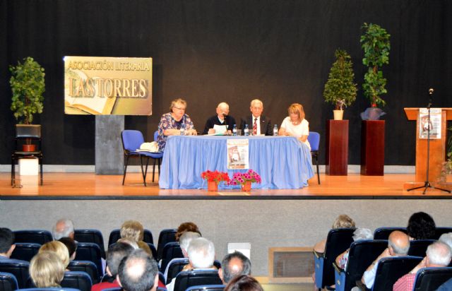 La asociación literaria 'Las Torres' presenta 'Como un sueño', obra del torreño Santiago Hernández - 1, Foto 1