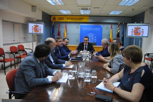 Diego Conesa reúne a los agentes sociales y económicos para buscar consenso y estabilidad institucional en asuntos clave para todos los ciudadanos de la Región de Murcia - 1, Foto 1