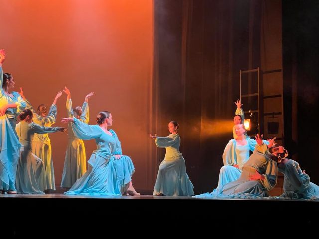 Espectacular puesta en escena de las alumnas de la Escuela Municipal de Danza de Torre Pacheco - 3, Foto 3