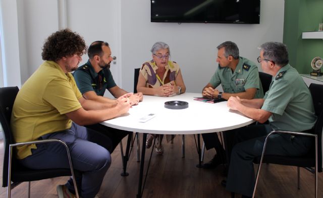 La Zona de la Guardia Civil de Murcia y el Colegio Oficial de Veterinarios de Murcia colaboran para la mejora de la seguridad alimentaria, ambiental y salud pública - 1, Foto 1