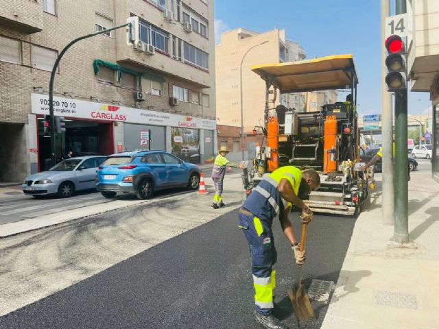 El Proyecto Recupera renueva el asfalto en el Barrio del Carmen - 2, Foto 2