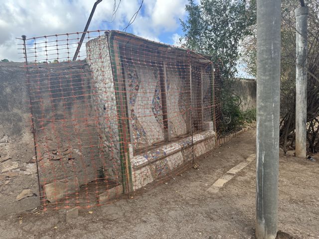 Las obras de restauración en el Huerto de Las Bolas continúan esperando - 4, Foto 4