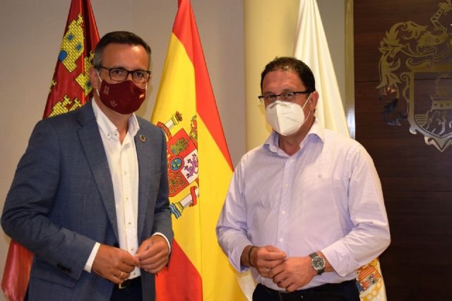 Gaspar Miras y Diego Conesa coinciden en la necesidad de reforzar la atención primaria y contratar más docentes para hacer frente a la Covid-19 - 2, Foto 2