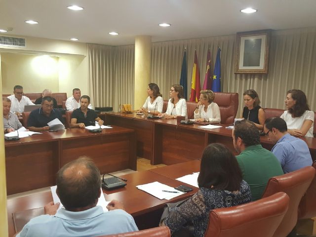 La Consejería trabajará con el Ayuntamiento de Águilas para adaptar la oferta de cursos a las necesidades de los agricultores del municipio - 1, Foto 1