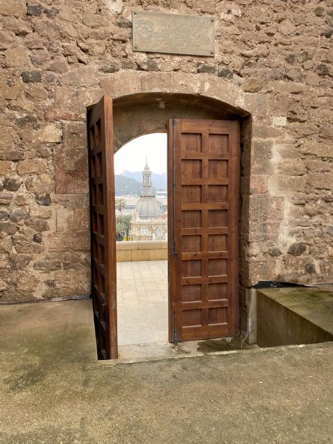 María Dolores Ruiz (MC) pedirá en el Pleno que se interceda para instar al Obispado a que cumpla con la resolución que le obliga a abrir la Catedral de Cartagena los sábados - 2, Foto 2