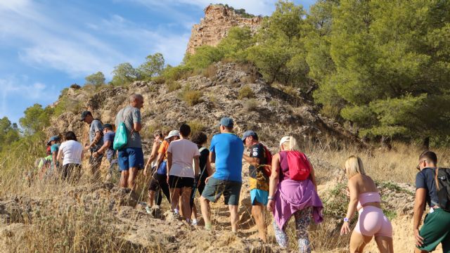 Un total de 321 personas participan en la ruta de senderismo circular al Cejo de los Enamorados dentro de los 47° JDG Un total de 321 personas participan en la ruta de senderismo circular al Cejo de los Enamorados dentro de los 47° JDG