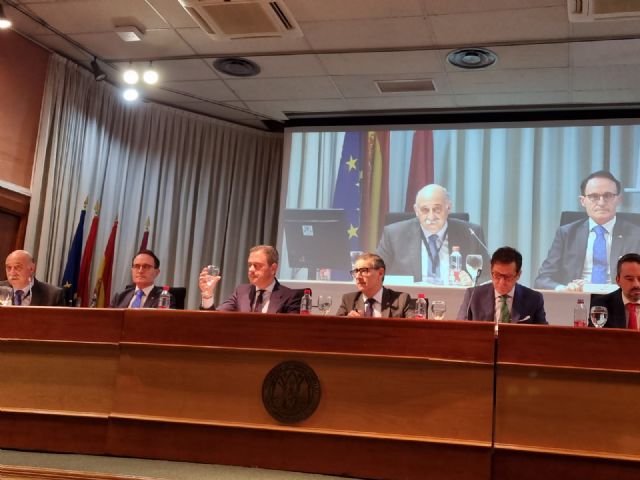 El decano del Colegio de la Abogacía de Murcia destaca en el congreso de la Fundación Mariano Ruiz-Funes la importancia del Derecho para lograr los ODS - 1, Foto 1