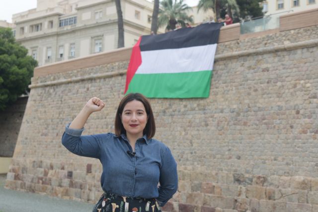 La solidaridad con Palestina ondea sobre la muralla del Mar - 1, Foto 1