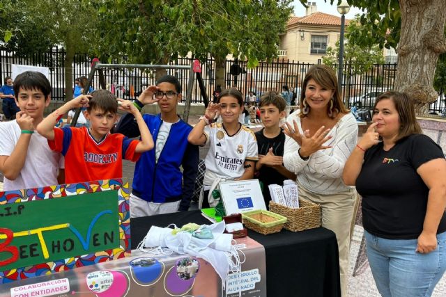 La Urbanización Mediterráneo y San Antón celebran una feria para visibilizar la convivencia en diversidad - 1, Foto 1