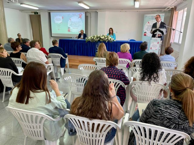 El Ejecutivo regional destaca el “éxito” de la incorporación de las aulas de 2 años en el actual curso escolar - 1, Foto 1