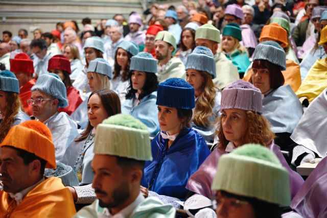 La Universidad de Murcia celebra la investidura de sus nuevos doctores - 3, Foto 3