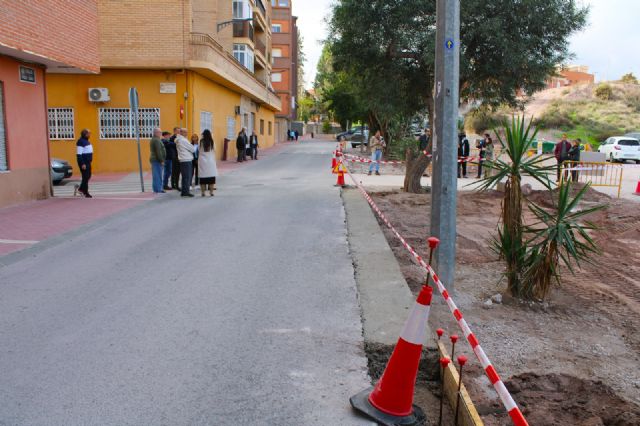 El Gobierno de Lorca invierte 20.000 euros en mejorar la accesibilidad de la calle Rubén Darío en el barrio de La Viña - 4, Foto 4