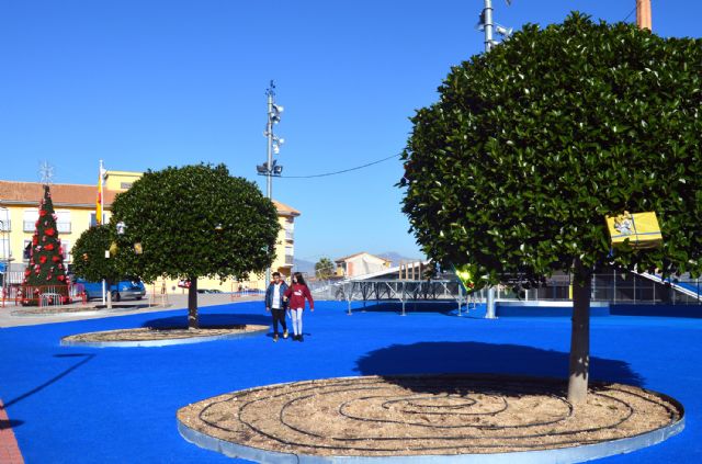 Los escolares le dan su toque con materiales reciclados a la Navidad torreña - 2, Foto 2