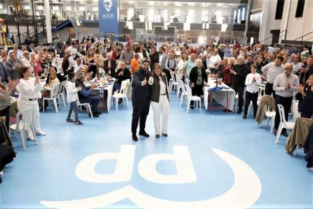 MC: Arroyo celebró la Navidad y alquiló a dedo el centro deportivo del concejal de Deportes cuya actividad no se ajusta al proyecto - 3, Foto 3