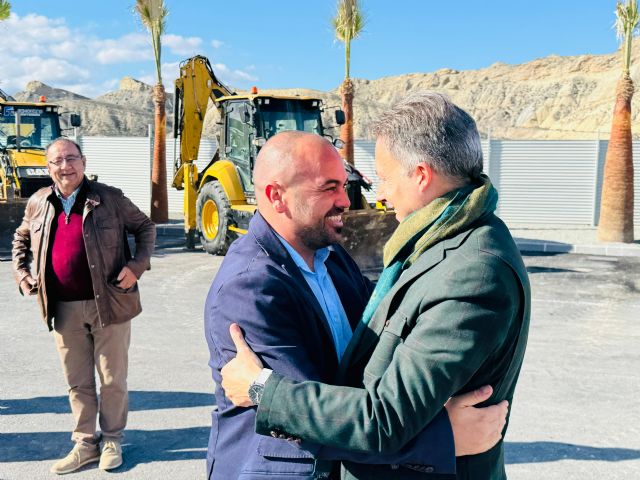 Fulgencio Gil destaca el papel del tejido empresarial lorquino en la inauguración de las nuevas instalaciones de TecnoAsfalto - 4, Foto 4