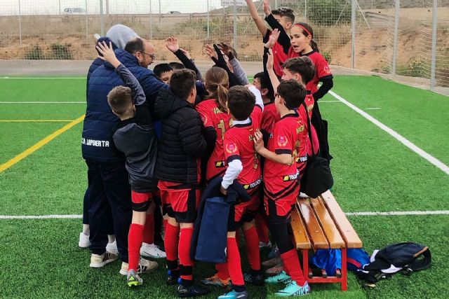 Franciscanos, Evangélico, Maristas y Balsicas líderes de alevines mientras Dynamic Guindilla sigue primero en aficionados - 1, Foto 1