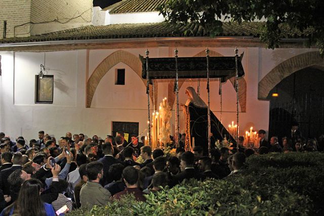 Desde un sencillo palio del siglo XVIII de los denominados de cajón partió la Dolorosa Ilipense para sus cultos de Septenario - 4, Foto 4