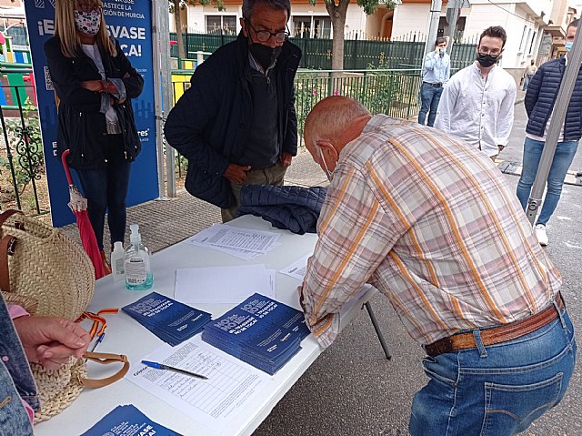 El PP recoge firmas en Alquerías en defensa del trasvase Tajo-Segura - 3, Foto 3