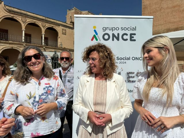 La ONCE celebra en Lorca un 'desayuno a ciegas' para sensibilizar a los ciudadanos sobre la discapacidad visual - 5, Foto 5