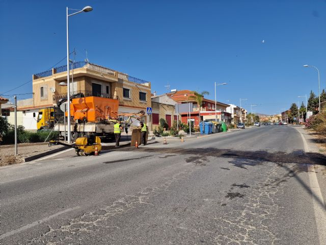 El Ayuntamiento de Puerto Lumbreras inicia una batería de trabajos de parcheo para mejorar calles, caminos y carreteras del municipio - 2, Foto 2