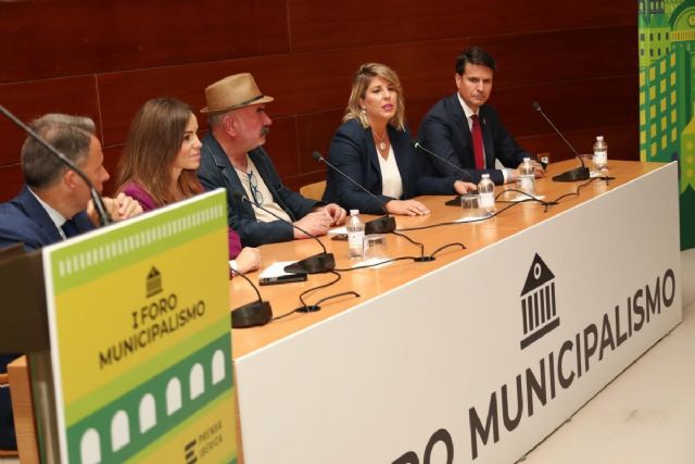 La alcaldesa reivindica las conexiones ferroviarias y pide a Adif la reunión que lleva reclamando tres años - 1, Foto 1